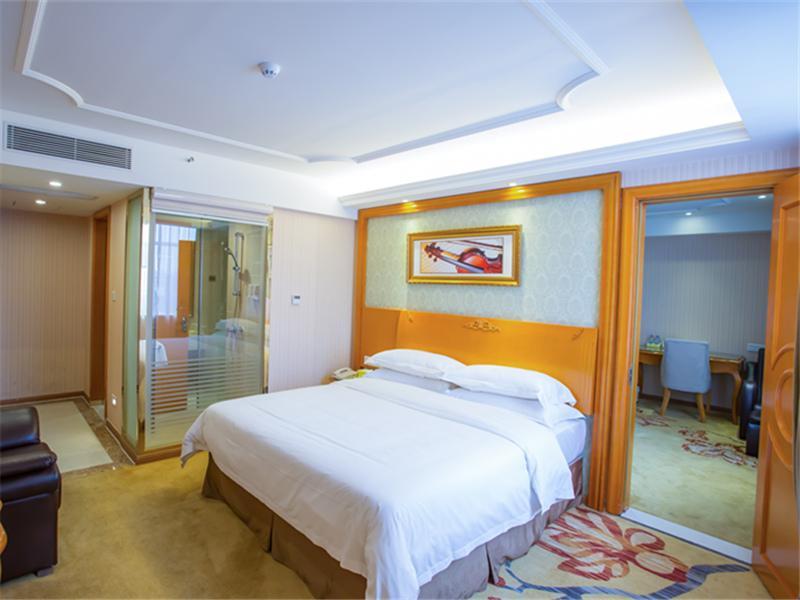 Vienna Hotel Guangzhou Nanpu Station Exterior foto